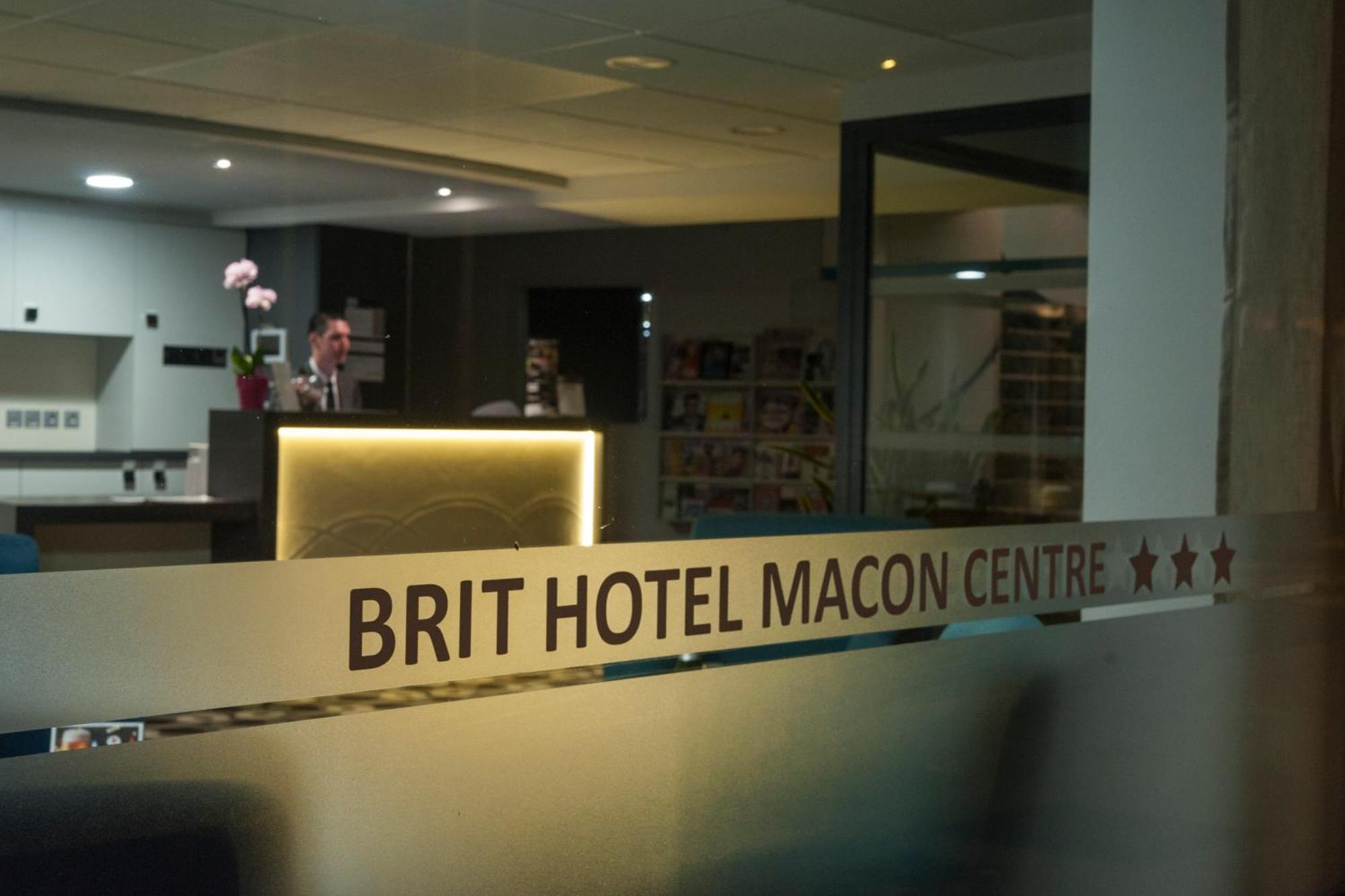 Brit Hotel Macon Centre Gare Экстерьер фото