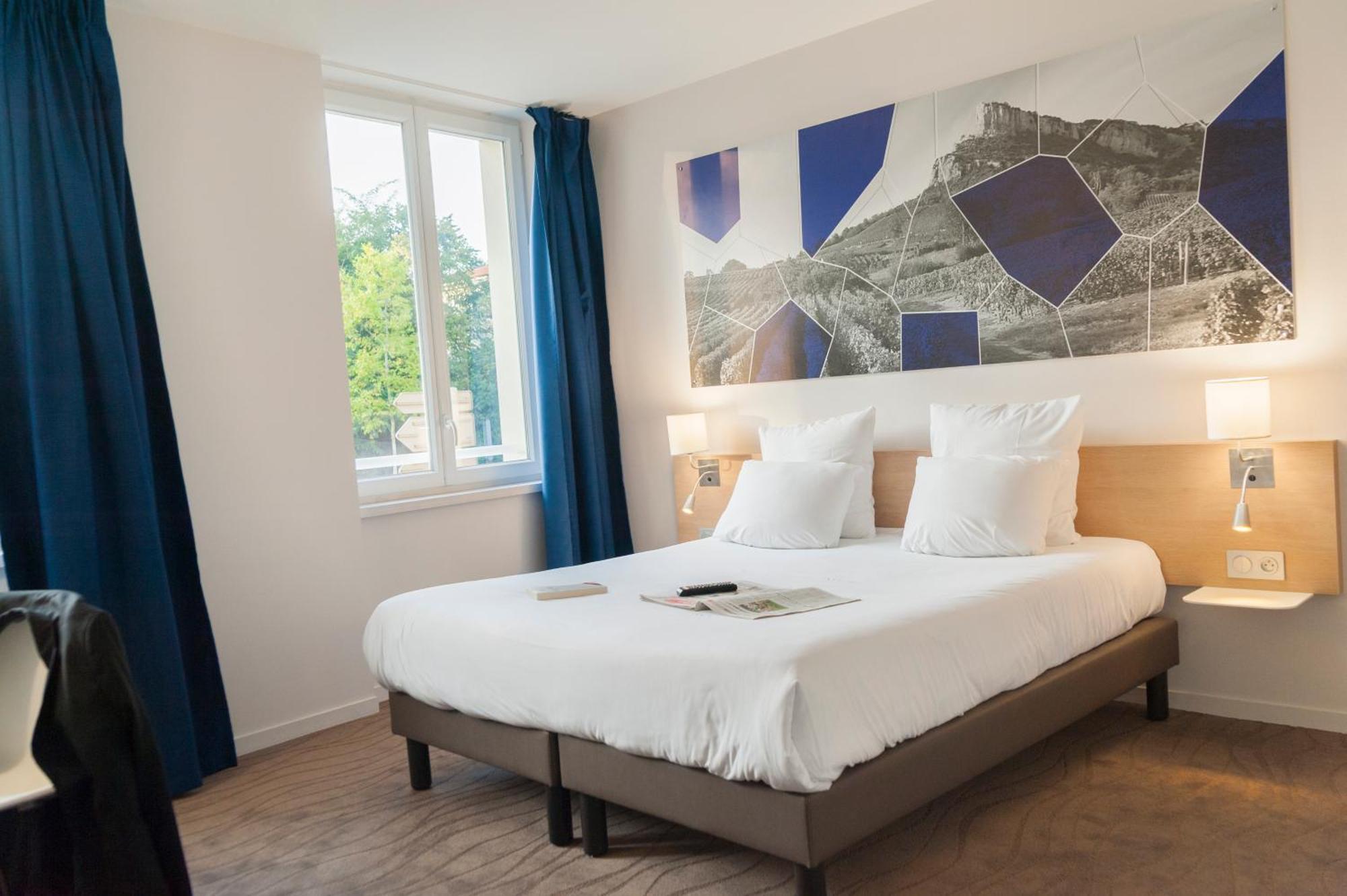 Brit Hotel Macon Centre Gare Экстерьер фото