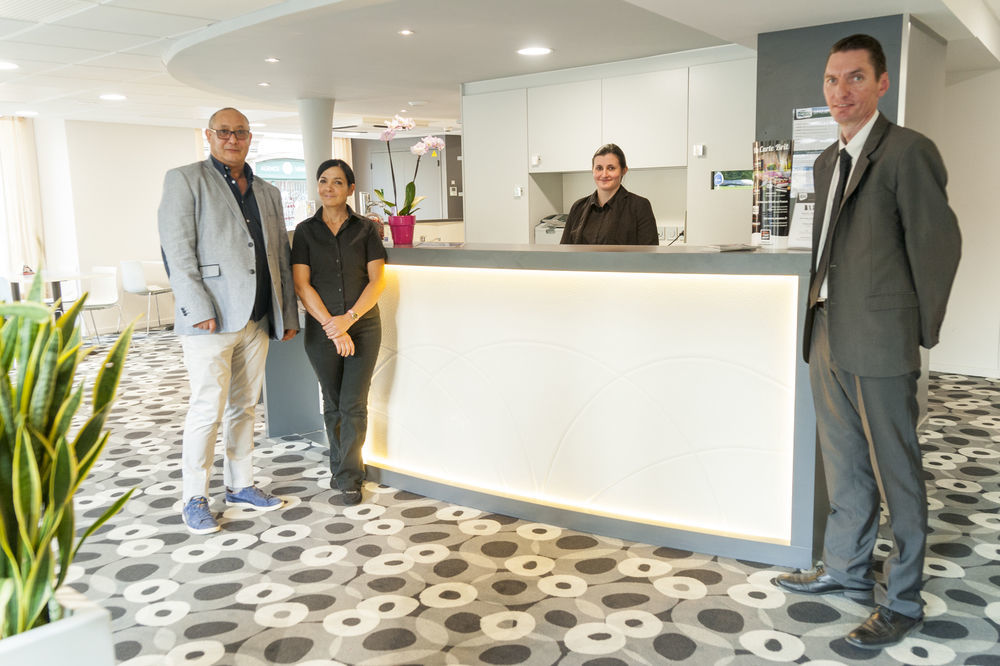 Brit Hotel Macon Centre Gare Экстерьер фото